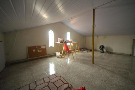 Casa à venda com 160m², 5 quartos e 2 vagasSótão ( brinquedoteca ) 