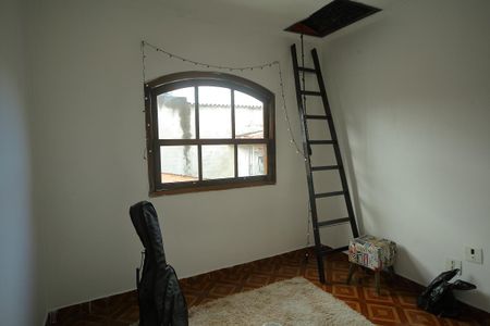 Casa à venda com 160m², 5 quartos e 2 vagasQuarto 2 