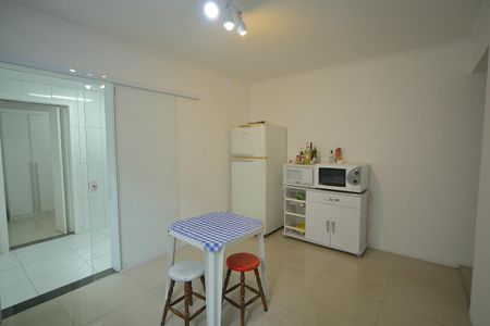 Casa à venda com 160m², 5 quartos e 2 vagasCozinha 
