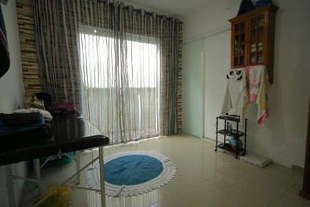 Casa à venda com 160m², 5 quartos e 2 vagasSuíte 2 (escritório)