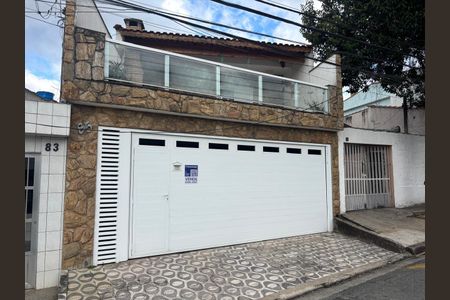 Casa à venda com 160m², 5 quartos e 2 vagasFachada 