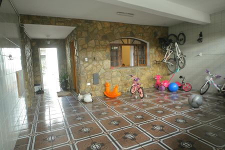 Casa à venda com 160m², 5 quartos e 2 vagasGaragem 
