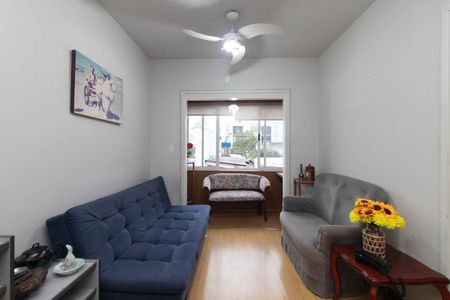 Sala de apartamento para alugar com 1 quarto, 50m² em Azenha, Porto Alegre