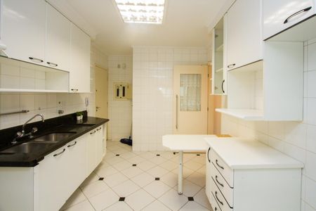 Apartamento à venda com 120m², 3 quartos e 2 vagas