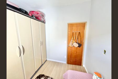 Casa à venda com 180m², 4 quartos e 2 vagas Casa à venda com 180m², 4 quartos e 2 vagasQuarto 4
