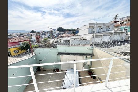 Casa à venda com 180m², 4 quartos e 2 vagas Casa à venda com 180m², 4 quartos e 2 vagasVaranda da Suíte 2