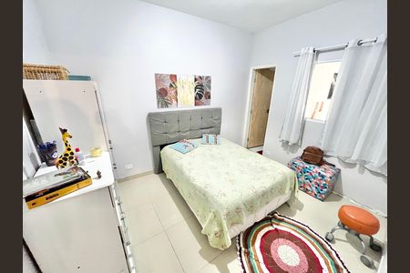 Casa à venda com 180m², 4 quartos e 2 vagas Casa à venda com 180m², 4 quartos e 2 vagasQuarto 1 Suíte