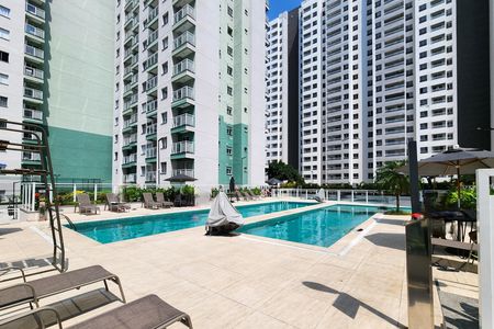 Apartamento à venda com 47m², 2 quartos e sem vaga Apartamento à venda com 47m², 2 quartos e sem vagaÁrea Comum