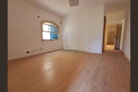 Casa à venda com 147m², 3 quartos e 2 vagas