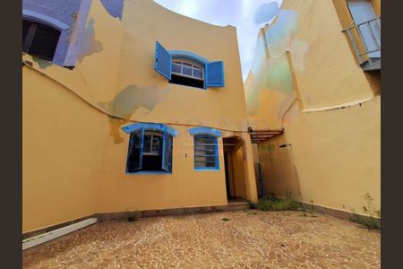 Casa à venda com 147m², 3 quartos e 2 vagas