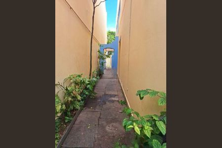 Casa à venda com 147m², 3 quartos e 2 vagas