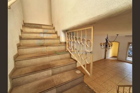 Casa à venda com 147m², 3 quartos e 2 vagas