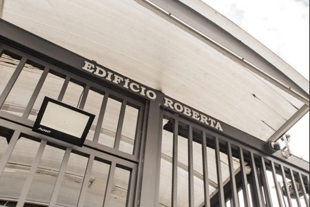 Apartamento à venda com 59m², 2 quartos e 1 vagaFrente