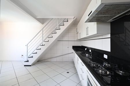 Apartamento à venda com 108m², 2 quartos e 2 vagasCozinha