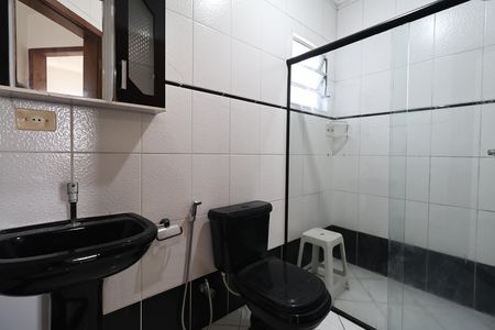 Apartamento à venda com 108m², 2 quartos e 2 vagasBanheiro 