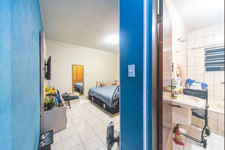 Casa à venda com 400m², 5 quartos e 14 vagas Casa à venda com 400m², 5 quartos e 14 vagasQuarto 3