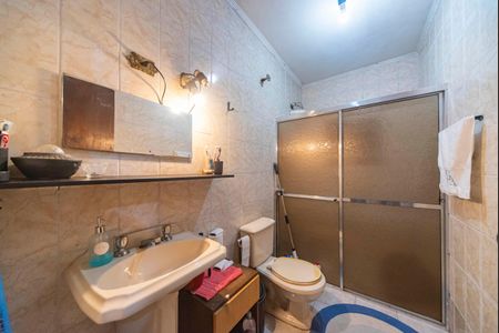Casa à venda com 400m², 5 quartos e 14 vagas Casa à venda com 400m², 5 quartos e 14 vagasBanheiro Social 2