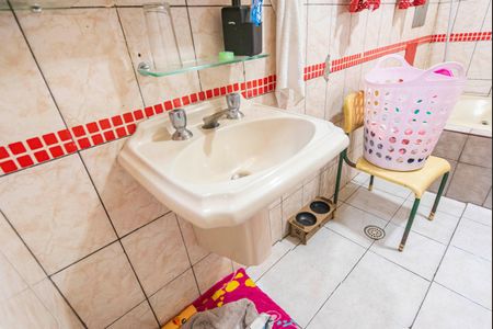Casa à venda com 400m², 5 quartos e 14 vagas Casa à venda com 400m², 5 quartos e 14 vagasBanheiro Quarto 4