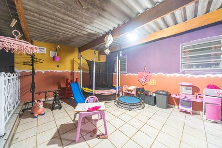 Casa à venda com 400m², 5 quartos e 14 vagas Casa à venda com 400m², 5 quartos e 14 vagasVaranda do Quarto 4