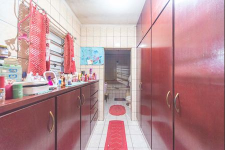Casa à venda com 400m², 5 quartos e 14 vagas Casa à venda com 400m², 5 quartos e 14 vagasCloset do Quarto 4