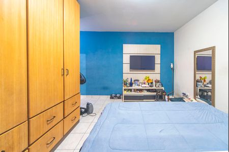Casa à venda com 400m², 5 quartos e 14 vagas Casa à venda com 400m², 5 quartos e 14 vagasQuarto 3