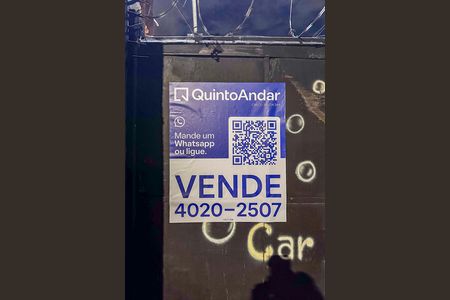 Casa à venda com 400m², 5 quartos e 14 vagas Casa à venda com 400m², 5 quartos e 14 vagasPlaca Instalada na Fachada