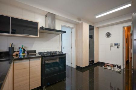 Apartamento à venda com 320m², 4 quartos e 4 vagas