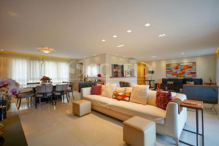 Apartamento à venda com 320m², 4 quartos e 4 vagas