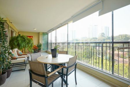 Apartamento à venda com 320m², 4 quartos e 4 vagas