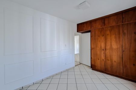 Apartamento para alugar com 71m², 2 quartos e 1 vaga Apartamento para alugar com 71m², 2 quartos e 1 vagaQuarto 1