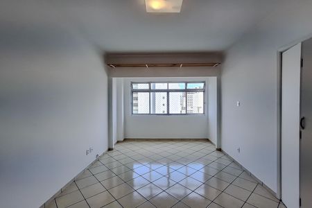 Apartamento para alugar com 71m², 2 quartos e 1 vaga Apartamento para alugar com 71m², 2 quartos e 1 vagaSala