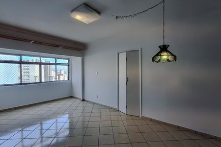 Apartamento para alugar com 71m², 2 quartos e 1 vaga Apartamento para alugar com 71m², 2 quartos e 1 vagaSala