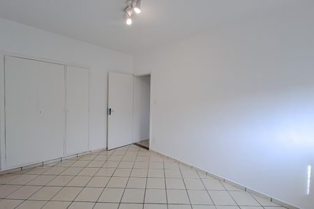 Apartamento para alugar com 71m², 2 quartos e 1 vaga Apartamento para alugar com 71m², 2 quartos e 1 vagaQuarto 2