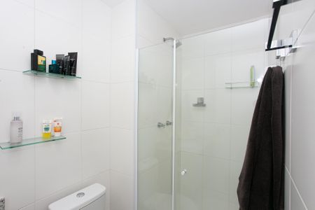 Apartamento para alugar com 53m², 2 quartos e 1 vaga Apartamento para alugar com 53m², 2 quartos e 1 vagaBanheiro