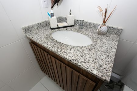 Apartamento para alugar com 53m², 2 quartos e 1 vaga Apartamento para alugar com 53m², 2 quartos e 1 vagaBanheiro