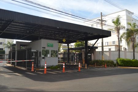 Apartamento para alugar com 44m², 2 quartos e 1 vagaFachada Condomínio