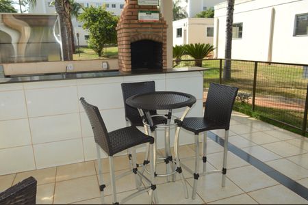 Apartamento para alugar com 44m², 2 quartos e 1 vagaÁrea comum - Churrasqueira