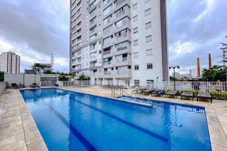Apartamento à venda com 38m², 1 quarto e 1 vagaÁrea comum - Piscina