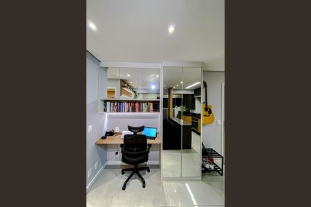 Apartamento à venda com 38m², 1 quarto e 1 vaga Apartamento à venda com 38m², 1 quarto e 1 vagaEscritório
