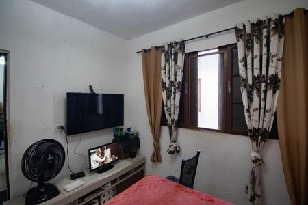 Casa à venda com 250m², 6 quartos e 4 vagas Casa à venda com 250m², 6 quartos e 4 vagasQuarto casa 3