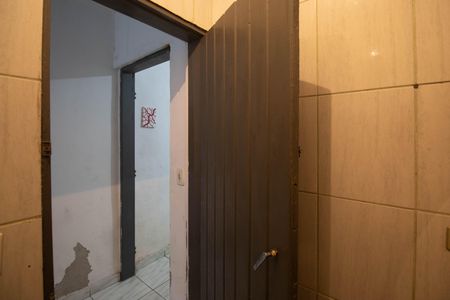 Banheiro casa 2 de casa à venda com 6 quartos, 250m² em Jardim Martins Silva, São Paulo