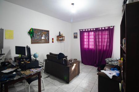Sala de casa à venda com 6 quartos, 250m² em Jardim Martins Silva, São Paulo