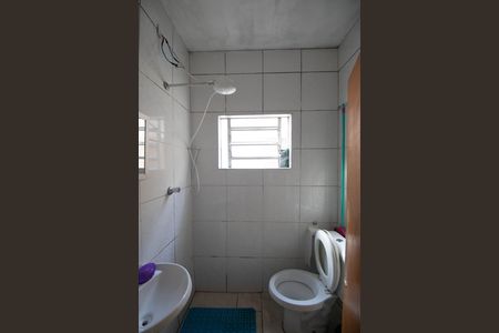Casa à venda com 250m², 6 quartos e 4 vagas Casa à venda com 250m², 6 quartos e 4 vagasBanheiro casa 3