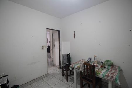 Casa à venda com 250m², 6 quartos e 4 vagas Casa à venda com 250m², 6 quartos e 4 vagasCozinha casa 2