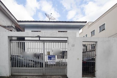 Casa à venda com 250m², 6 quartos e 4 vagas Casa à venda com 250m², 6 quartos e 4 vagasFcahada / Placa