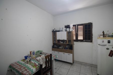 Casa à venda com 250m², 6 quartos e 4 vagas Casa à venda com 250m², 6 quartos e 4 vagasCozinha 2
