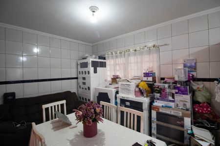 Casa à venda com 250m², 6 quartos e 4 vagas Casa à venda com 250m², 6 quartos e 4 vagasCozinha 1