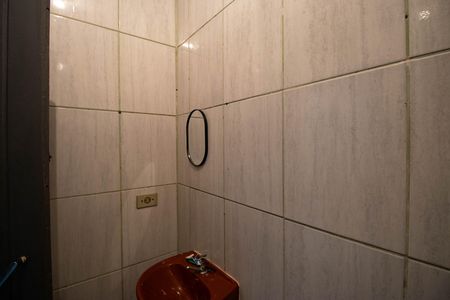 Casa à venda com 250m², 6 quartos e 4 vagas Casa à venda com 250m², 6 quartos e 4 vagasBanheiro casa 2