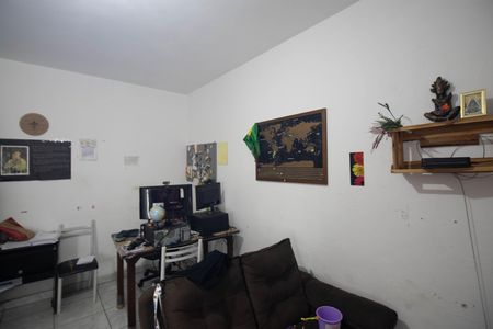 Sala de casa à venda com 6 quartos, 250m² em Jardim Martins Silva, São Paulo