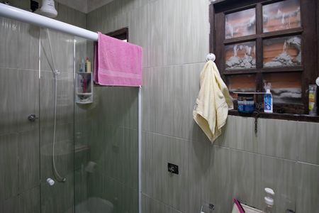 Casa à venda com 250m², 6 quartos e 4 vagas Casa à venda com 250m², 6 quartos e 4 vagasBanheiro 1